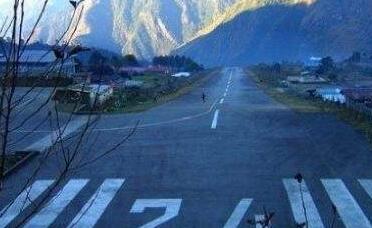 全球最危险机场：尼泊尔卢卡拉机场