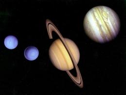 如果木星与土星相撞会怎么样（会产生巨大的潮汐力而将两者撕成碎片）
