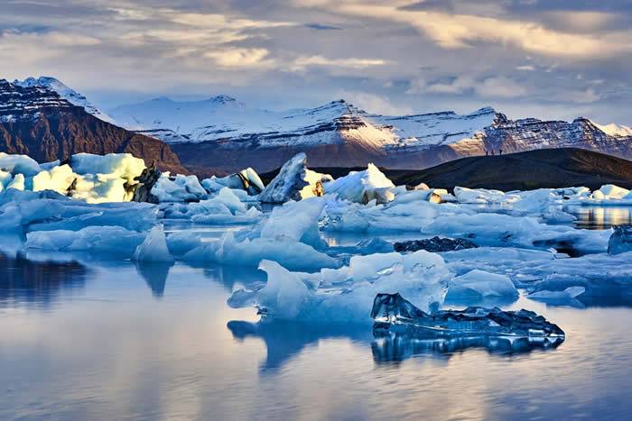 杰古沙龙冰河湖在哪个城市：欧洲岛国冰岛(2)