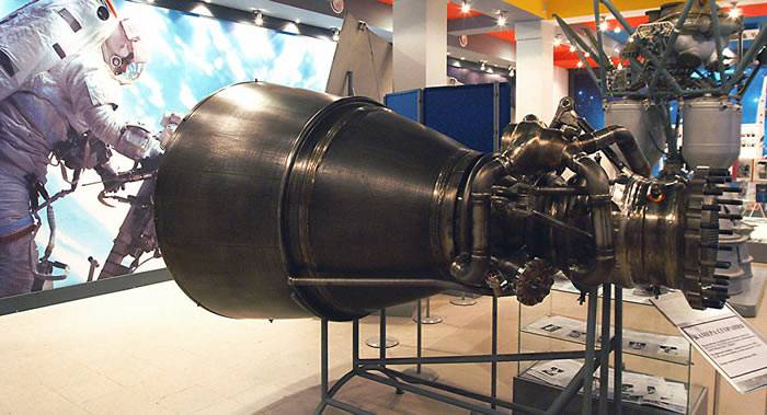 美国和俄罗斯火箭发动机技术对比：在理想火箭发动机领域展开太空竞赛