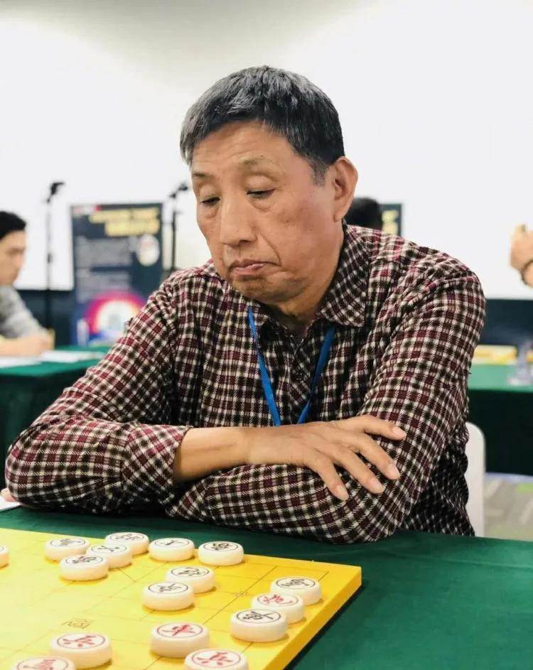 中国象棋的第四位宗师级人物 “东方电脑”之称的柳大华老师