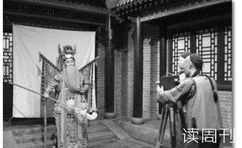 中国第一部电影（1905年电影《定军山》诞生于北京丰泰照相馆）