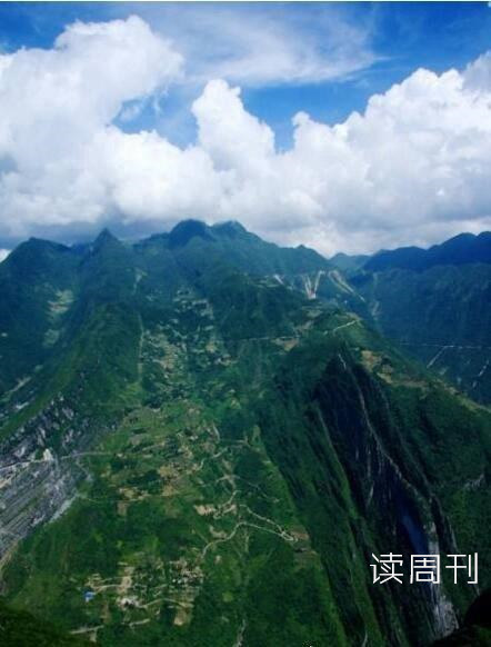 重庆最高的山（第一高峰阴条岭2796米重庆十大高山排名）