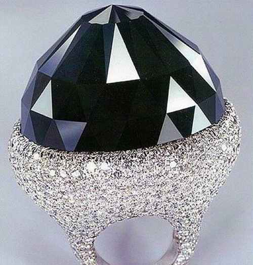 目前世界上最大的钻石是多大（世界十大名钻石有哪些）(5)