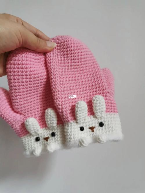 怎样做五个手指头的棉花手套(1)