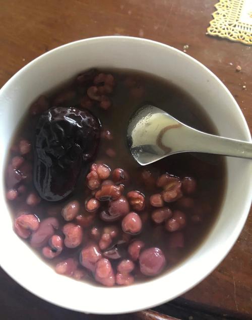 红豆薏米汤的正确做法(1)