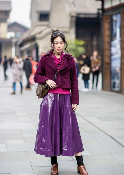 紫色长裙配什么上衣好(1)