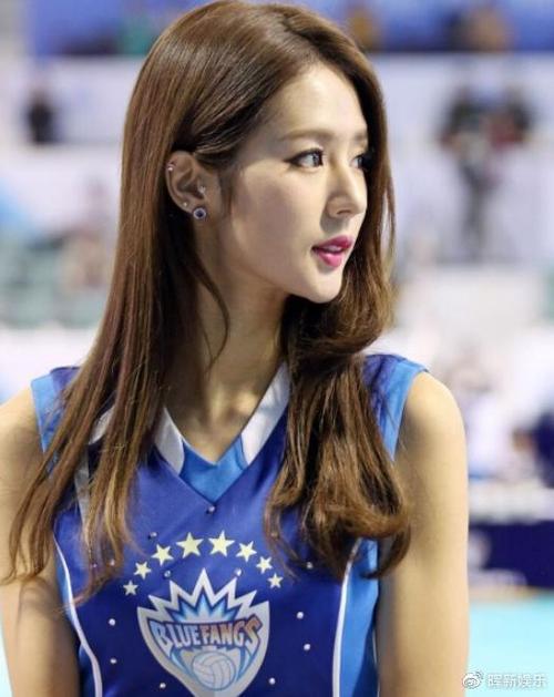韩国第一棒球女郎酷似刘亦菲叫什么名字