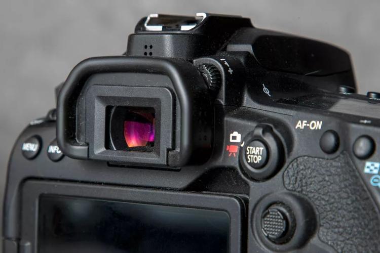 佳能sx50相机是光学取景器吗(1)