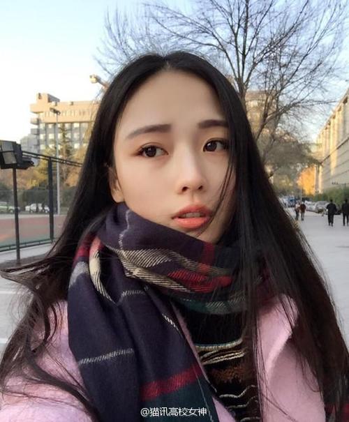北京电影学院的女生有单眼皮吗
