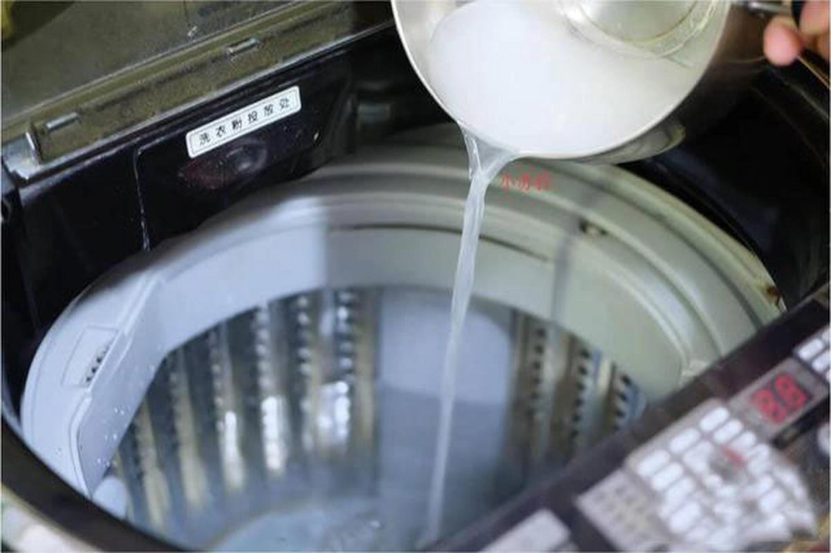 滚筒洗衣机用小苏打和白醋怎么清洗(1)