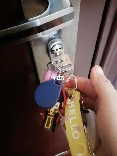门钥匙不见了怎么配钥匙(1)
