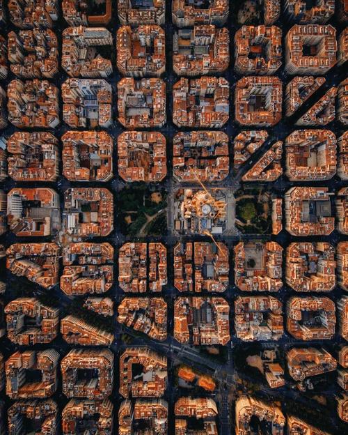 如何评价巴塞罗那的城市规划