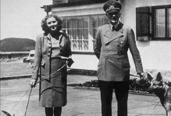 希特勒和爱娃的故事（是希特勒唯一的情人）(1)