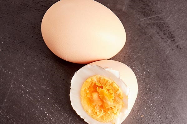 煮鸡蛋要多久才能煮全熟（怎样才是煮鸡蛋的正确方法）(1)