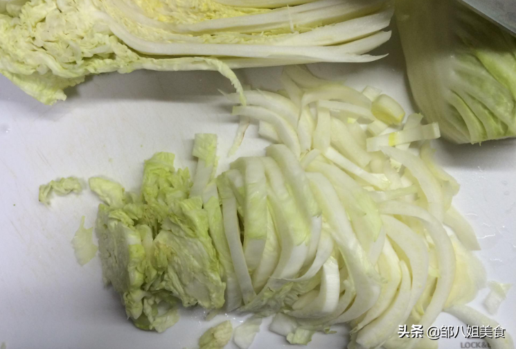 腌酸菜的腌制方法和配方大全（这才是正宗腌酸菜的正确方法）(4)