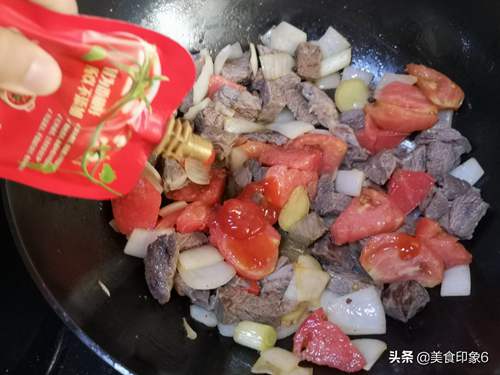 牛肉怎么炖好吃又烂西红柿炖牛腩(9)