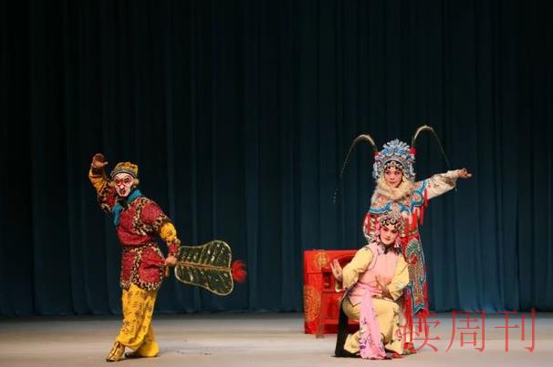 京剧是我国传统的戏剧品种（我国第一批国家级非物质文化遗产）(3)