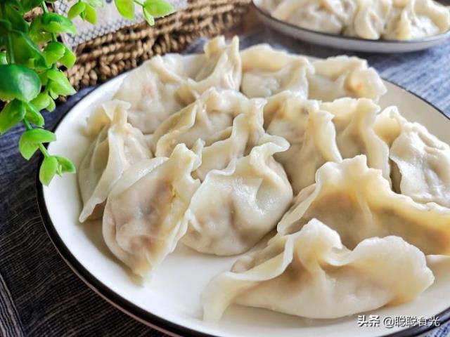 中国传统美食有哪些(中国传统美食有哪些制作过程)(2)