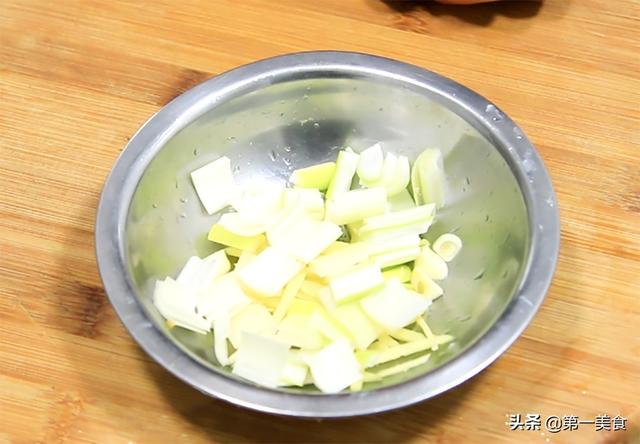 香菇炒肉的做法（香菇小炒肉怎么做才好吃）(6)