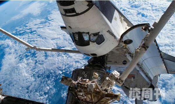 国际空间站太空舱发现裂缝（过渡舱段内壁发现了穿透性裂缝）(2)