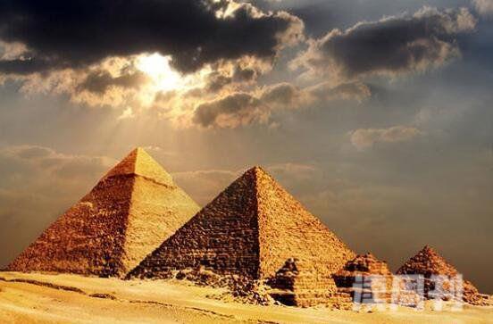 金字塔未解之谜疑似外星智慧人类建造基地(3)