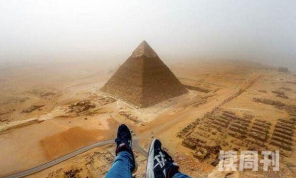 埃及金字塔能进去吗据说爬上金字塔的人都会死(4)