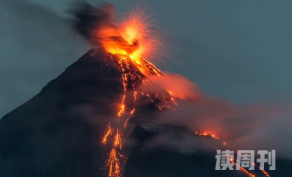 地球十大最强火山爆发（喷发时遮天蔽日危害巨大）(1)