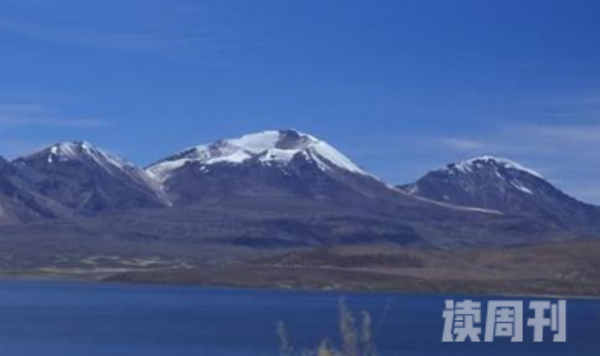 世界最高的火山（奥霍斯-德尔萨拉多山活火山高度达到了6891米）(1)
