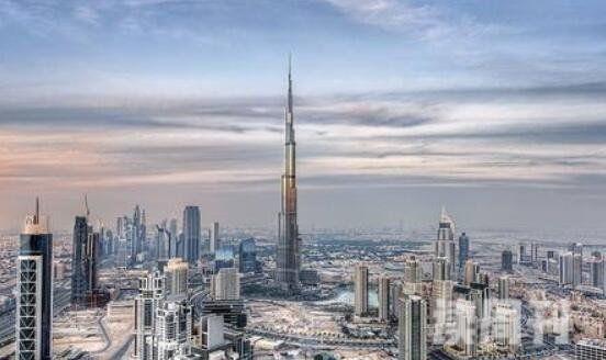 世界第一高楼排名（迪拜第一高楼哈利法塔造价多少钱）(1)
