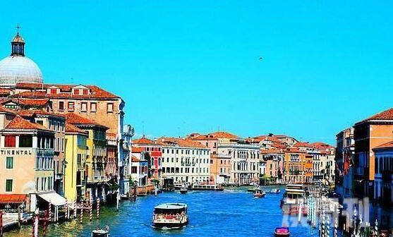 世界十大旅游胜地（威尼斯有着浪漫的爱情故事素有水城白岛城的美誉）