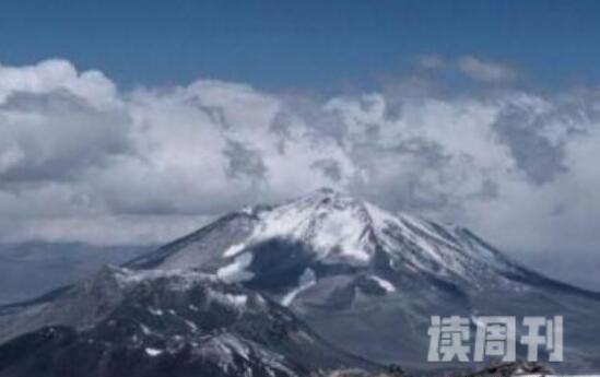 世界上最高的活火山（400年时间内，大大小小一共喷发了近五六十次）(1)
