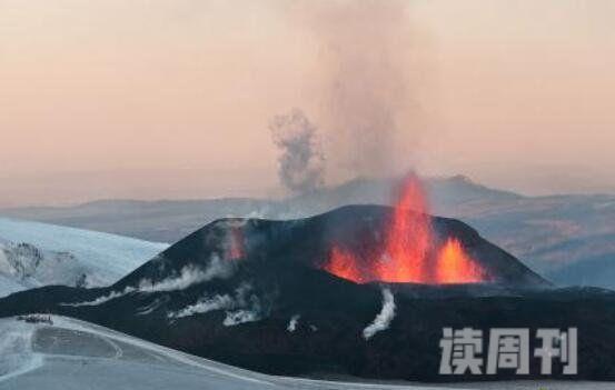 世界上最高的活火山（400年时间内，大大小小一共喷发了近五六十次）(2)
