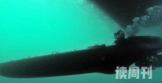 世界速度最快最小的潜艇（可以在几秒时间内下潜到94米深度）