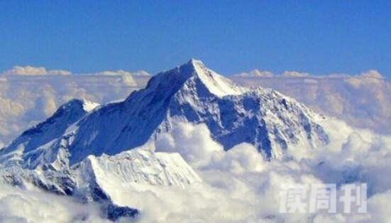 世界上最高的山珠穆朗玛峰图片（整座山峰呈现一种金字塔模式）(5)