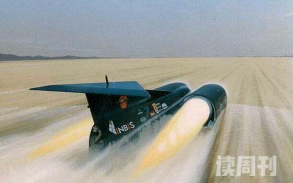 世界上最快的车超音速推进号每秒341米/超越子弹速度(视频)(4)