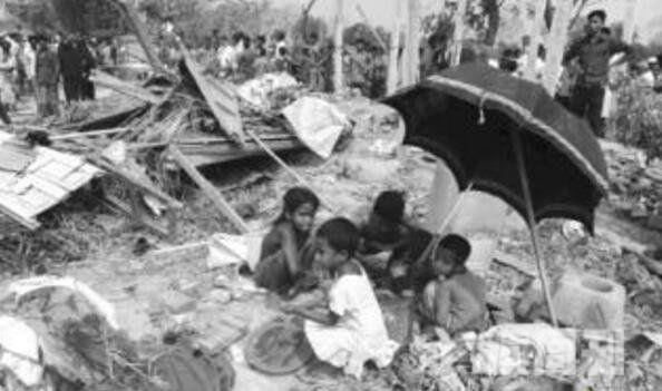 世界上最恐怖的龙卷风孟加拉龙卷风致死1300人/12000人受伤(3)