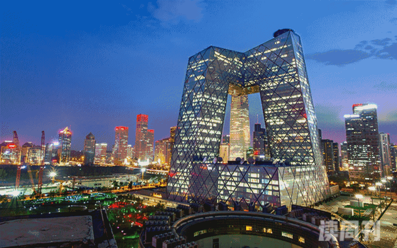 盘点2018年中国十大城市上海超越北京成为最富/GDP最高城市(2)