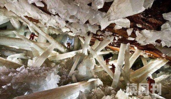 世界上最大的水晶洞穴墨西哥巨人水晶洞(一根水晶长15米)(1)
