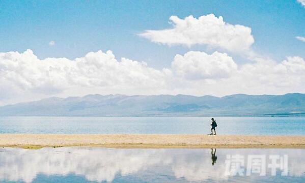 中国最大的咸水湖-青海省青海湖是最大咸水湖-七八月份最美