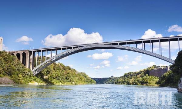 世界十大跨越国界的桥梁第一是欧洲最长公路和铁路桥(4)