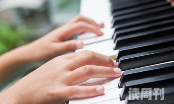 世界上最快的手指每秒敲击琴键13次-人眼都无法看清(2)