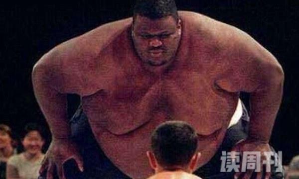世界上体型最大的运动员是谁体重最多830斤-像座小山(5)