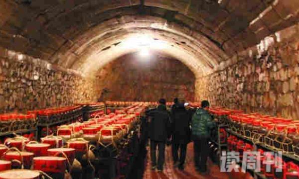 世界上最大的地下酒窖摩尔多瓦能储存两百万瓶葡萄酒(2)