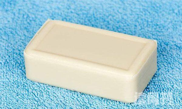 世界上最大的一块儿肥皂 中国的济南制造而成长度达到七点五米(5)