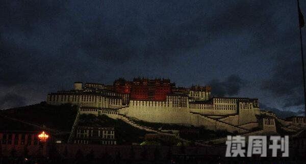 西藏布达拉宫灵异事件宫殿上空惊现外星飞船(真实事件)(3)